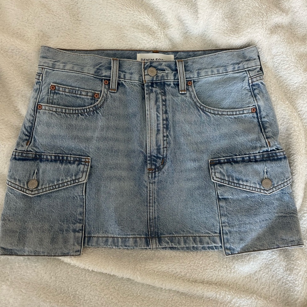 Aritzia cargo mini skirt